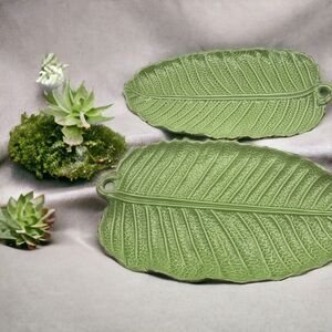 Set of 2 - Fern Brand Banana Green Leaf design Large‎ Platter 15.5”x9” - NEW